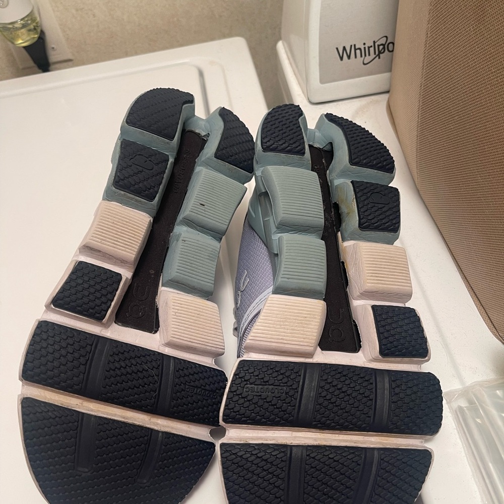 On Running Women's Cloudstratus Running Shoes - L… - image 3